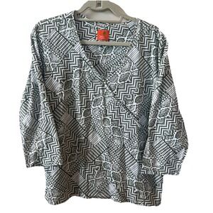 Hearts of Palm Top‎ Women L 3/4 Sleeve Green White Faux Wrap Studs V Neck EUC